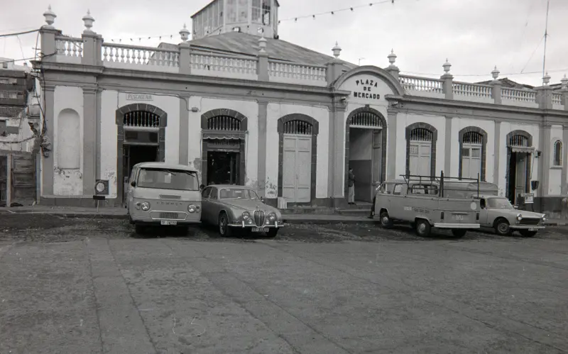 La Recova - Avenida del Puente
